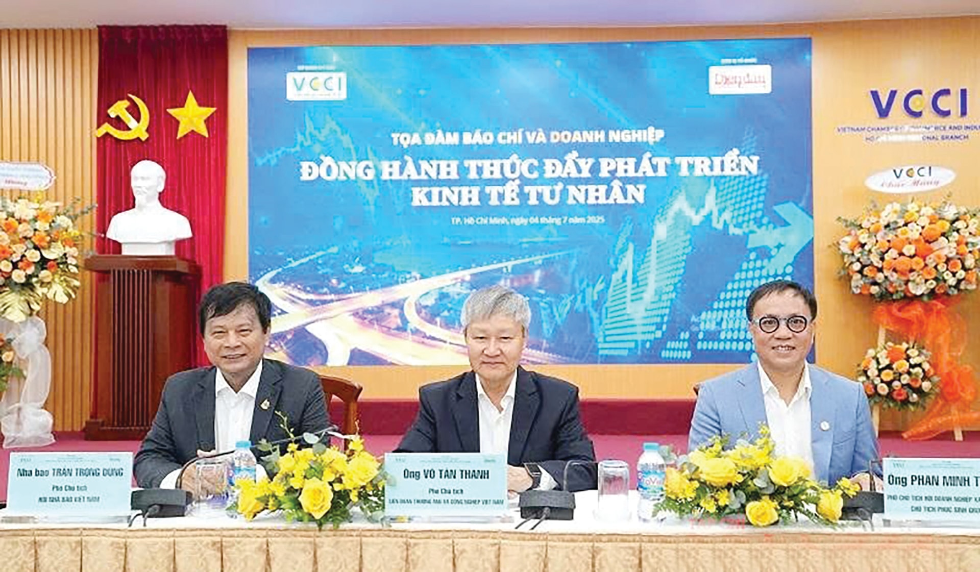 doanh-nghiep-can-dan-than-sang-tao-vuon-minh-cung-dat-nuoc