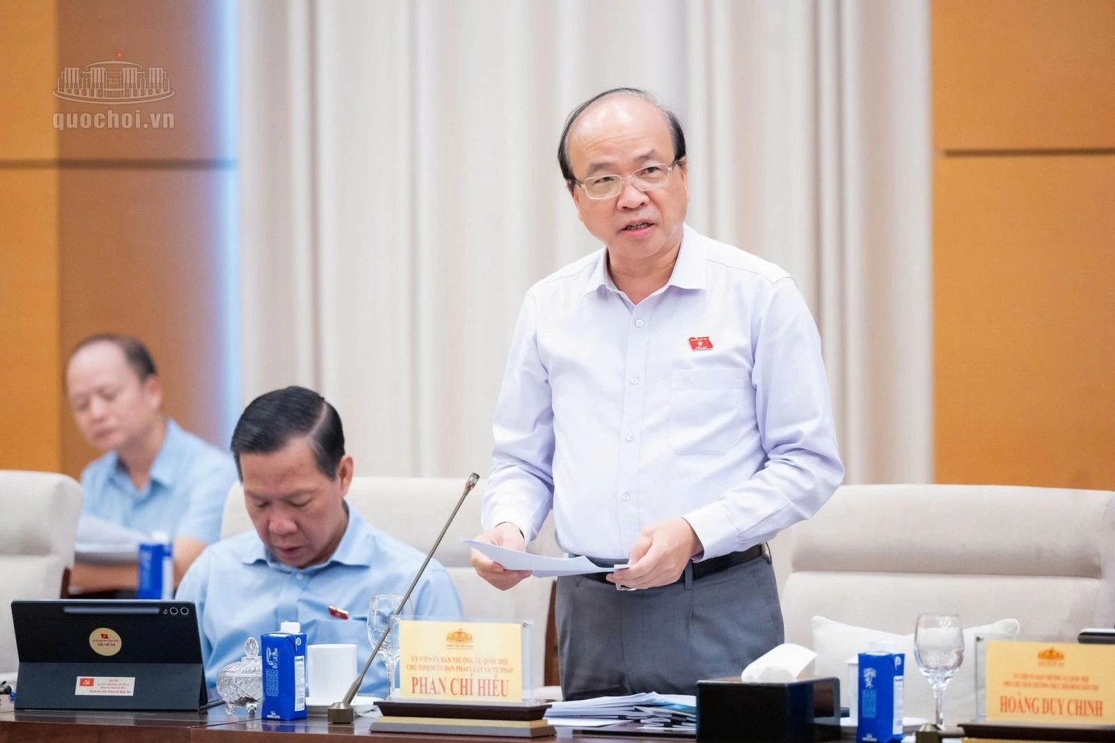 de-xuat-cho-phep-nghi-dinh-dieu-chinh-luat-trong-truong-hop-cap-bach
