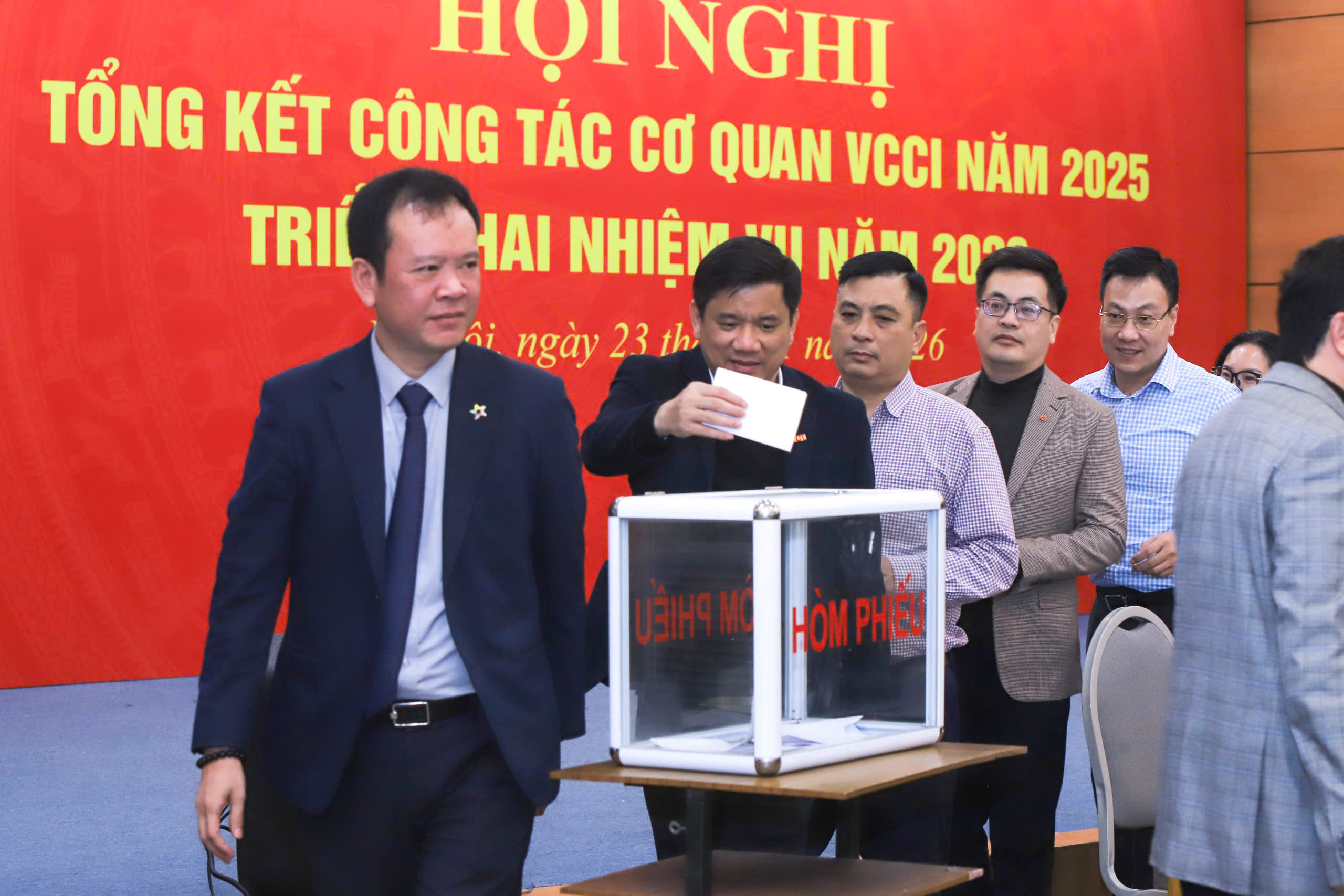 Hội nghị Tổng kết Công tác Cơ quan VCCI năm 2025 triển khai nhiệm vụ năm 2026