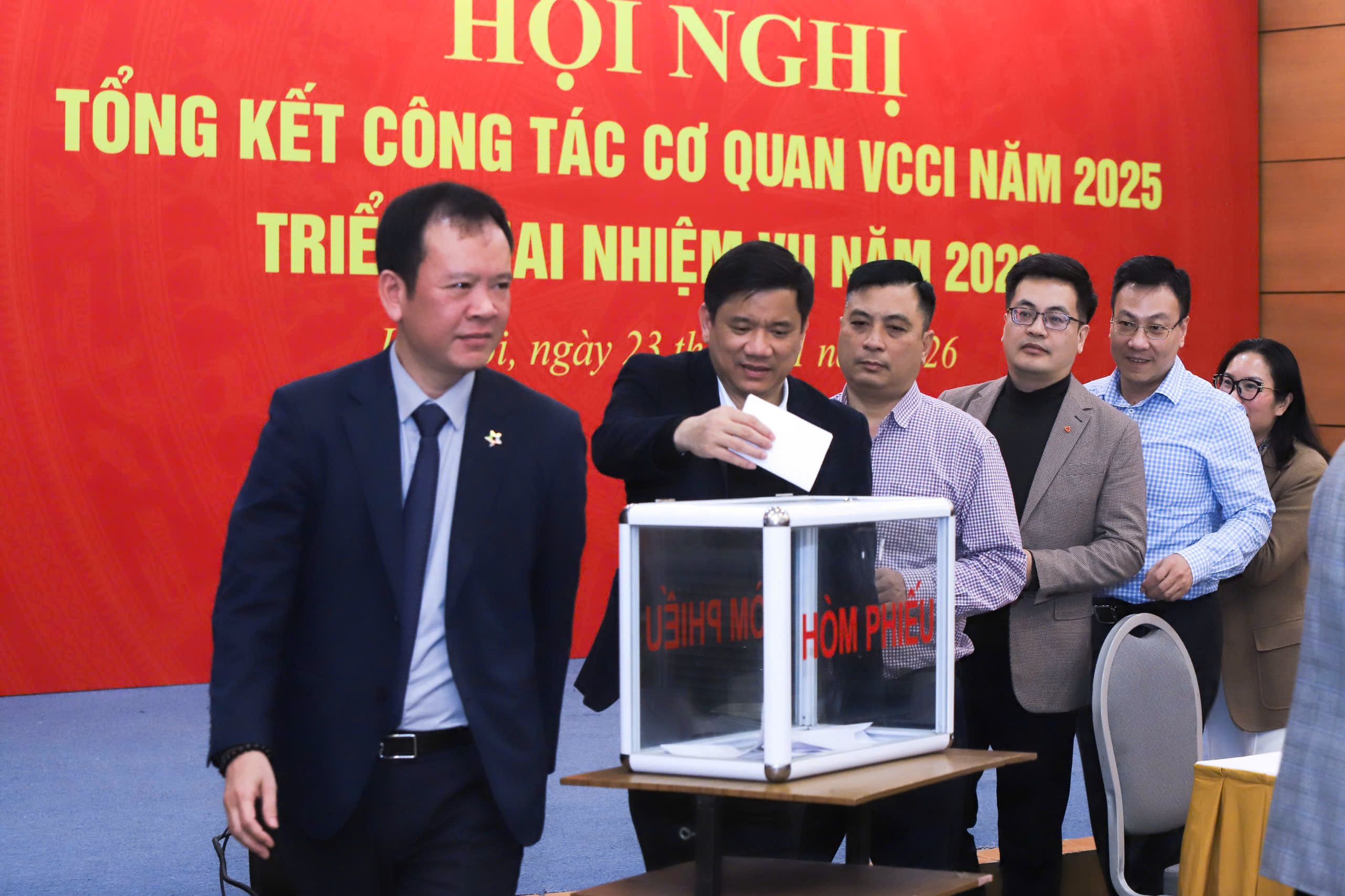 Hội nghị Tổng kết Công tác Cơ quan VCCI năm 2025 triển khai nhiệm vụ năm 2026