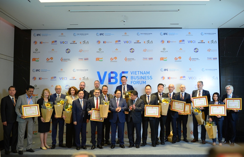 VBF 2024: Doanh nghiệp FDI tiên phong thực hiện chiến lược tăng trưởng xanh 19/3/2024