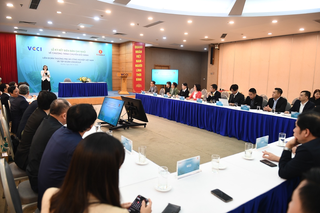 [VCCI - Vingroup] Lễ ký biên bản ghi nhớ hợp tác thúc đẩy chuyển đổi xanh và phát triển bền vững