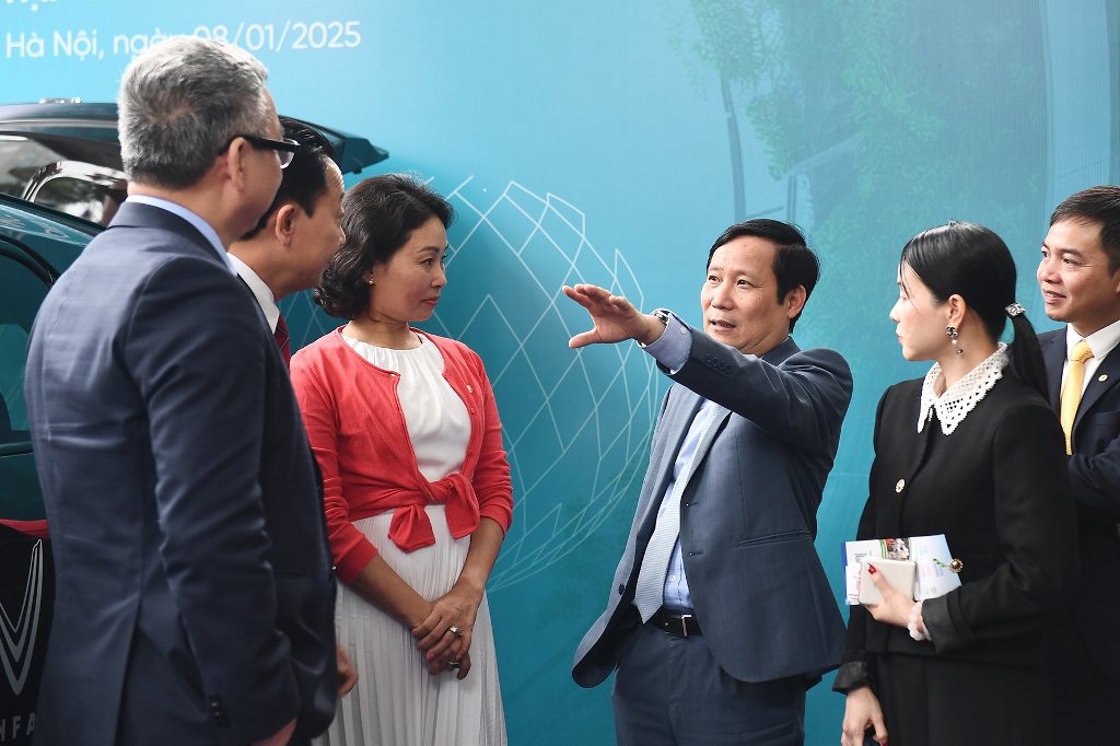 [VCCI - Vingroup] Lễ ký biên bản ghi nhớ hợp tác thúc đẩy chuyển đổi xanh và phát triển bền vững