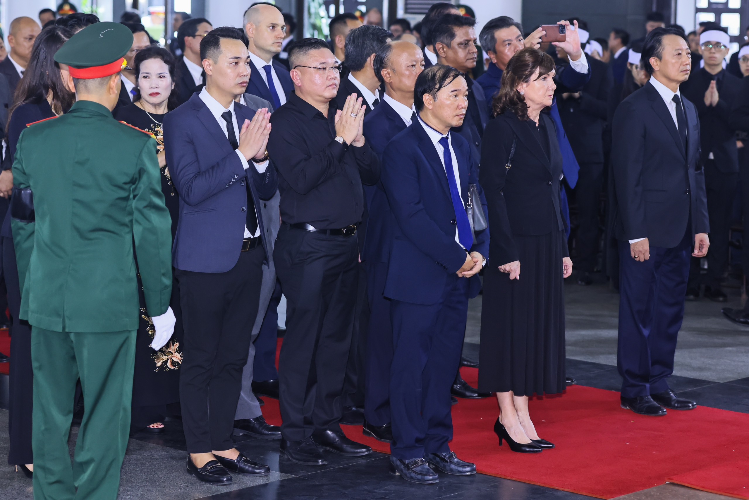 VCCI viếng TBT Nguyễn Phú Trọng 25/7/2024