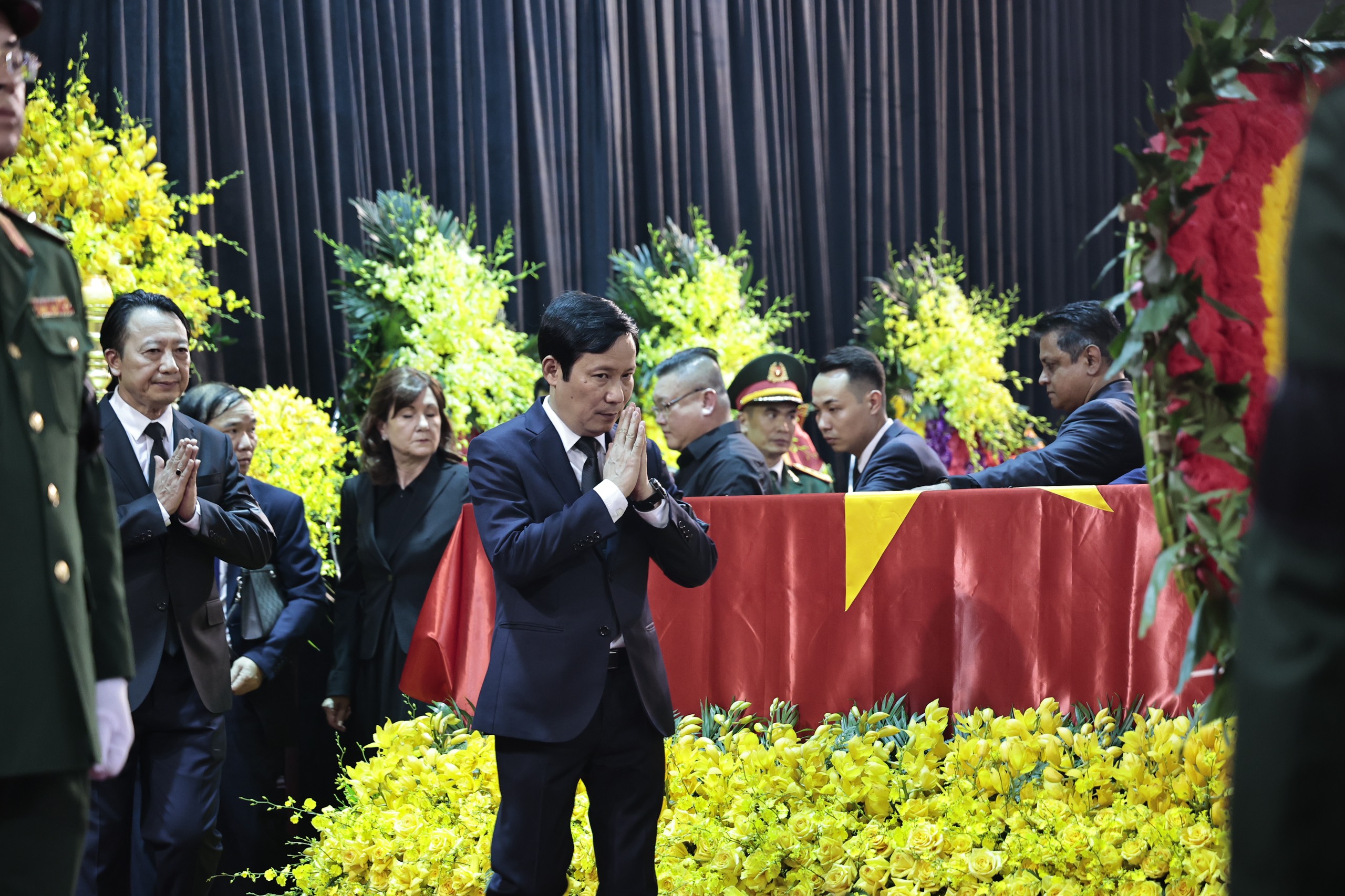VCCI viếng TBT Nguyễn Phú Trọng 25/7/2024