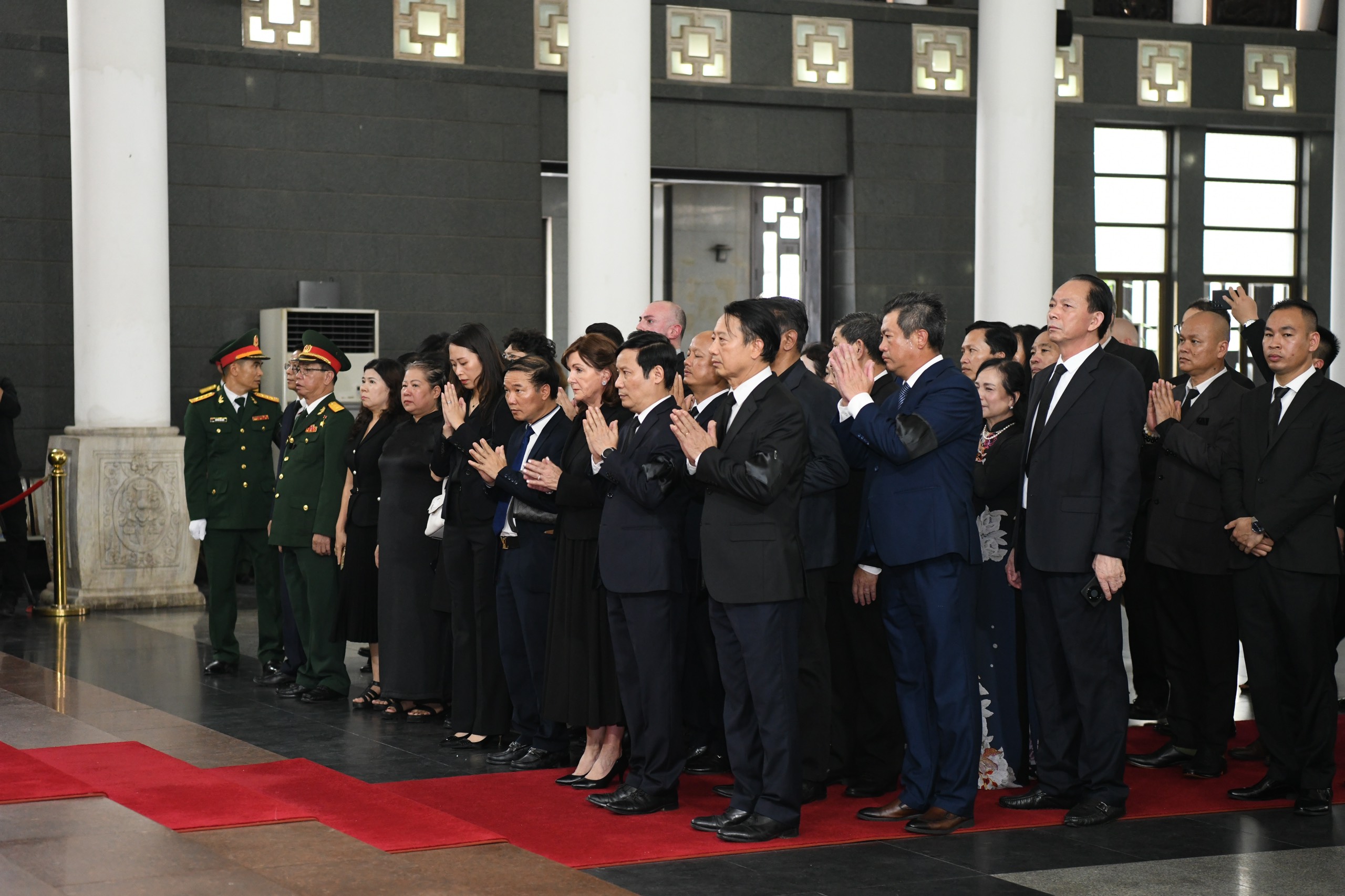 VCCI viếng TBT Nguyễn Phú Trọng 25/7/2024