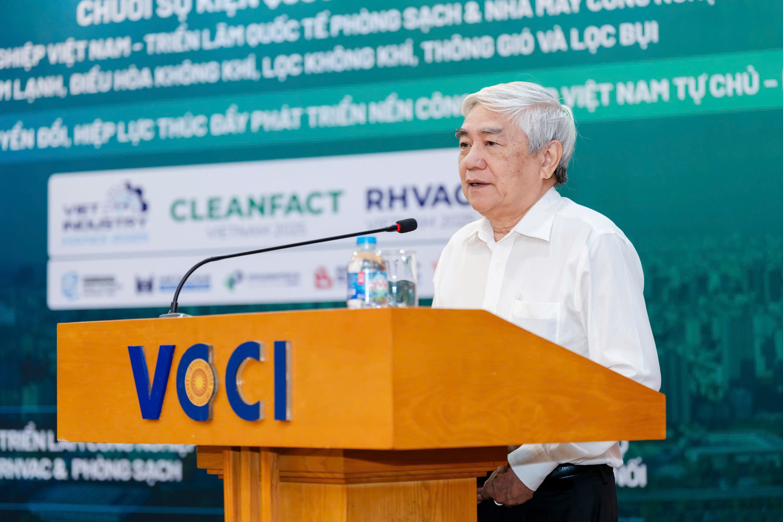 Tọa đàm và gặp mặt báo chí giới thiệu Triển lãm quốc tế công nghiệp Việt Nam 2025 (Viet Industry 2025)